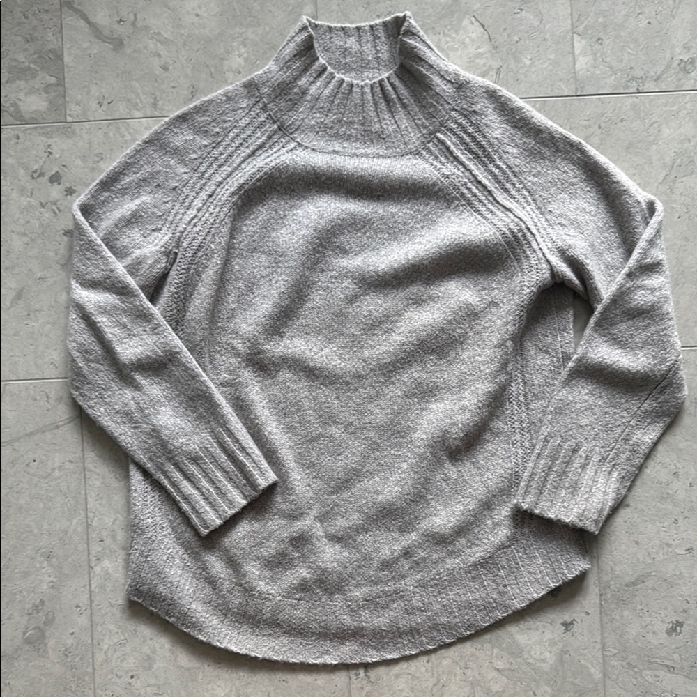 360 Cashmere Gray Mock Neck Women's Sweater sz L